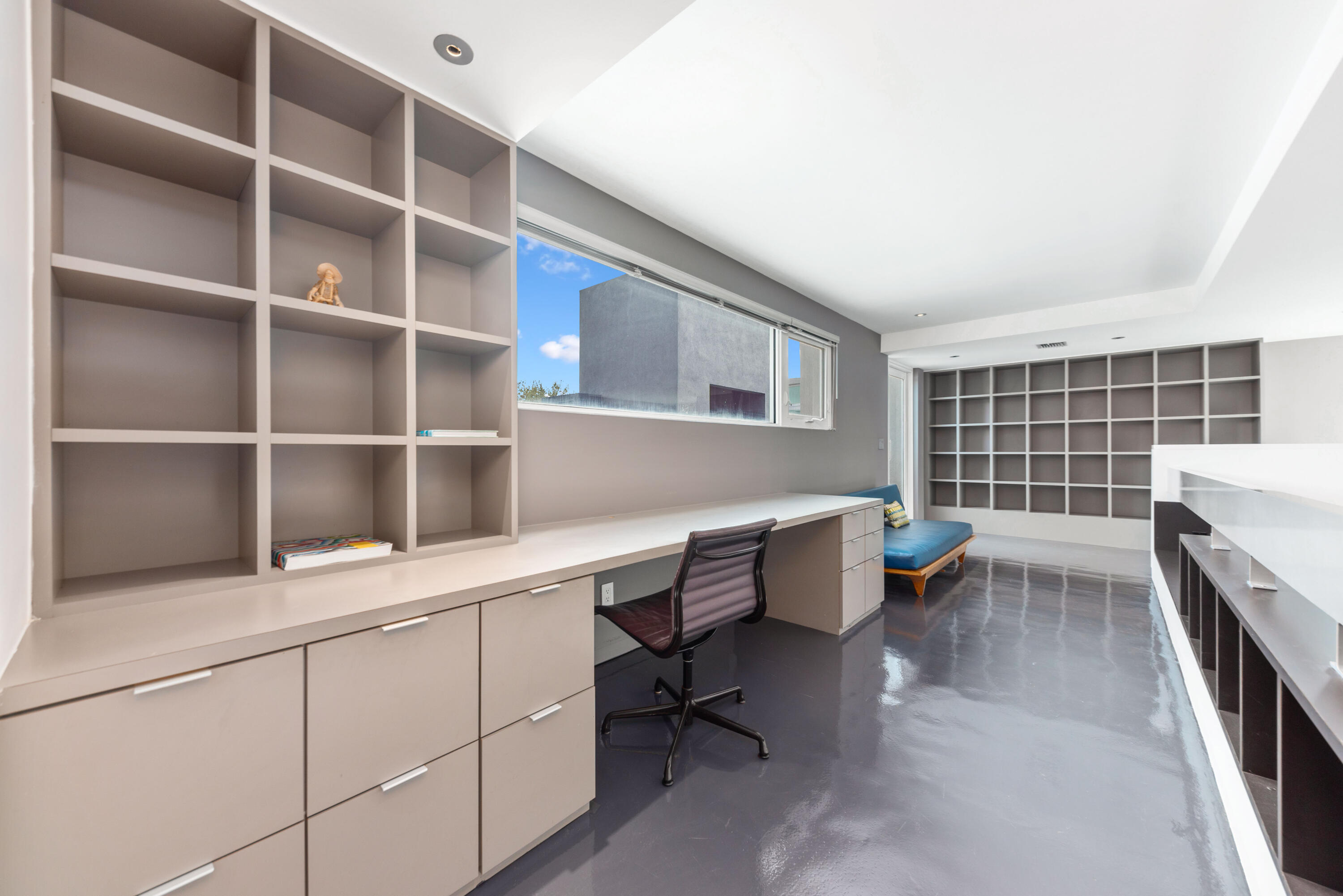 NORTH RIVER SHORES - Residential