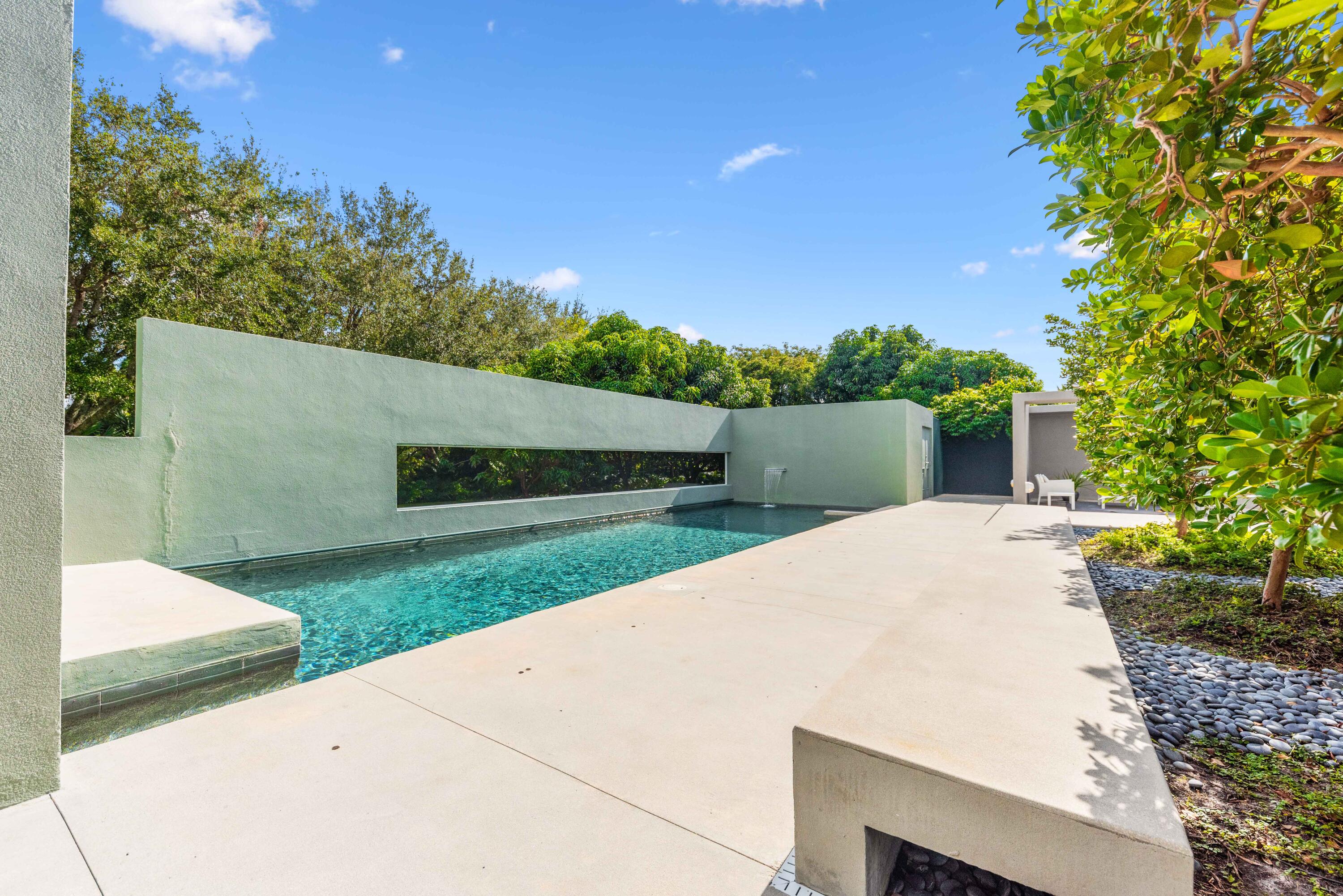 NORTH RIVER SHORES - Residential