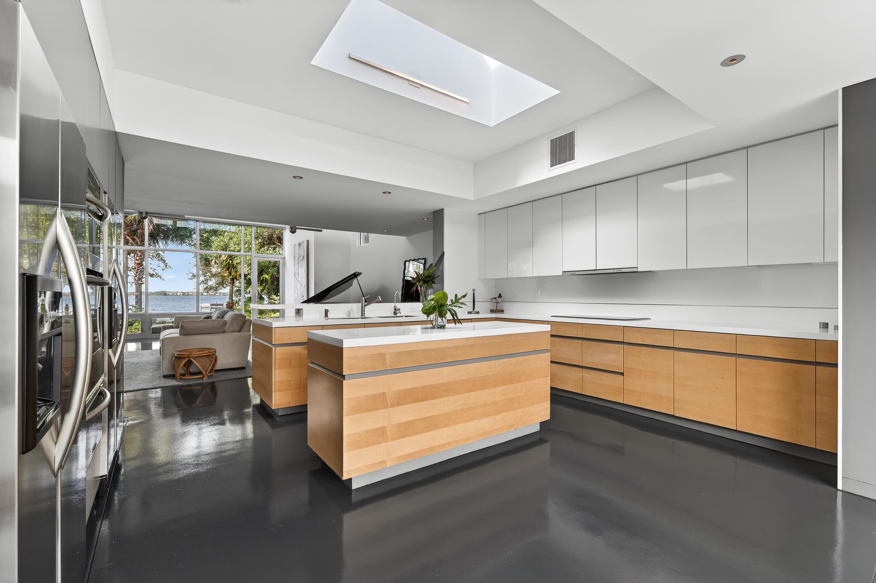 NORTH RIVER SHORES - Residential