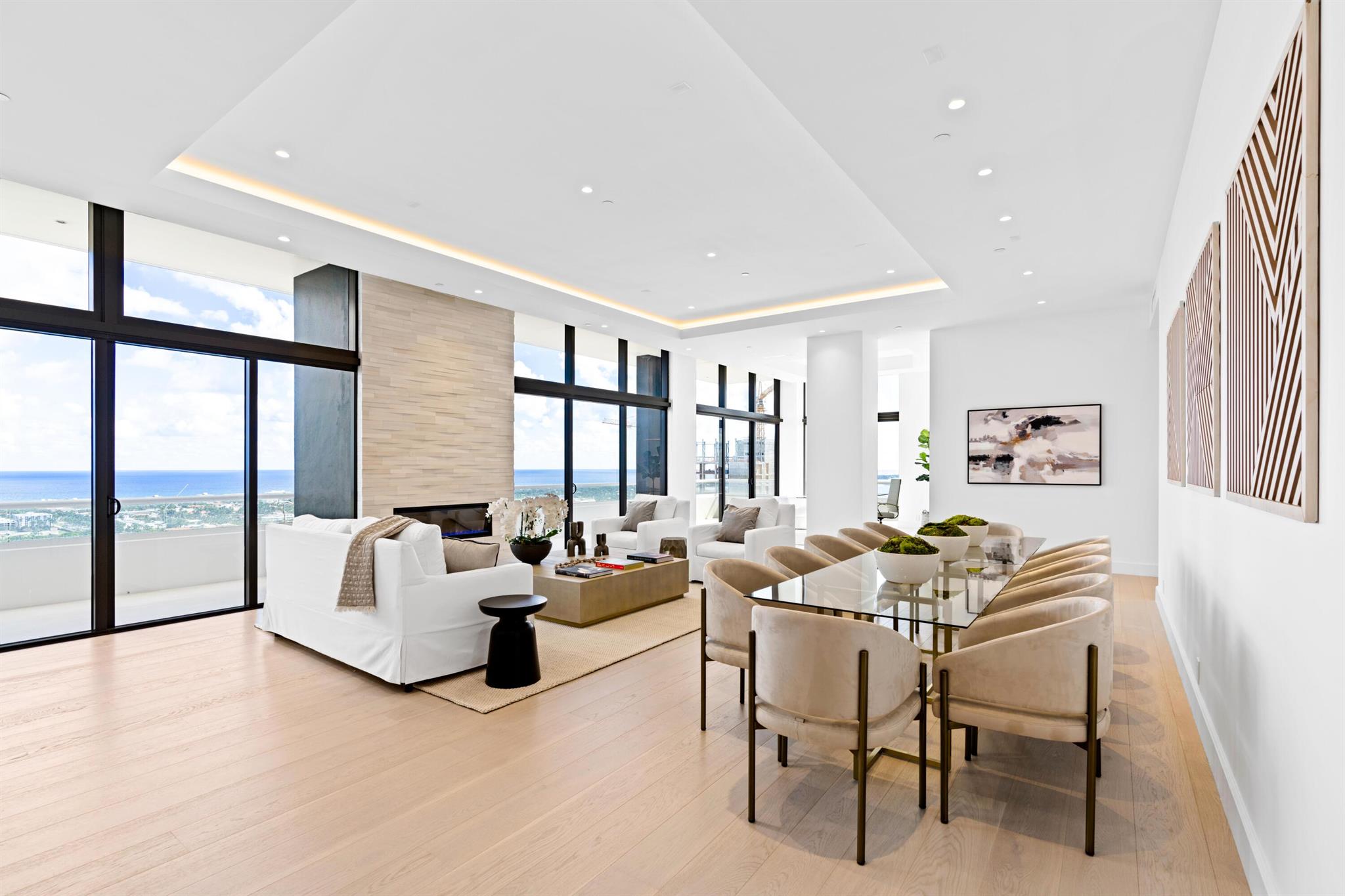 PLAZA OF THE PALM BEACHES - Residential