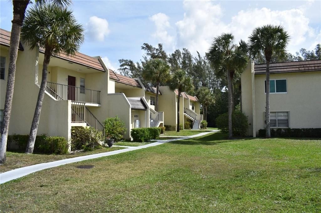 Photo of 100 Lake Meryl Dr #205, West Palm Beach, FL 33411 (MLS # F10273985)