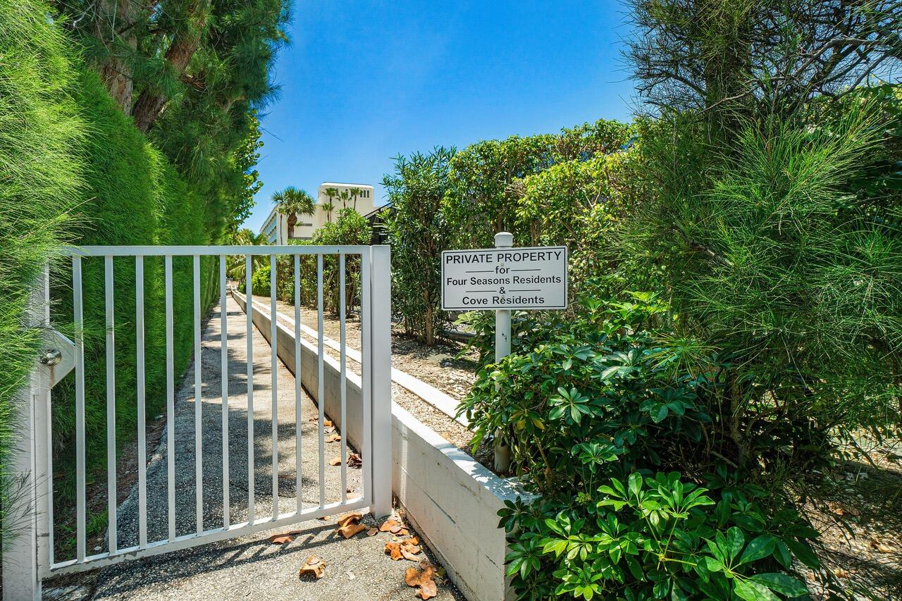 COVE CONDO - Residential