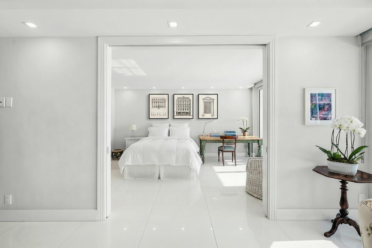 COVE CONDO - Residential