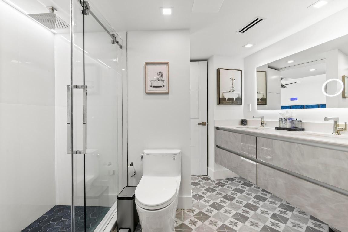 CHALFONTE CONDO - Residential Lease