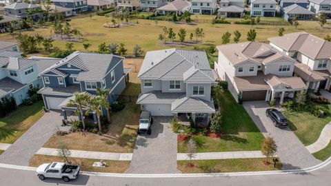 A home in Loxahatchee