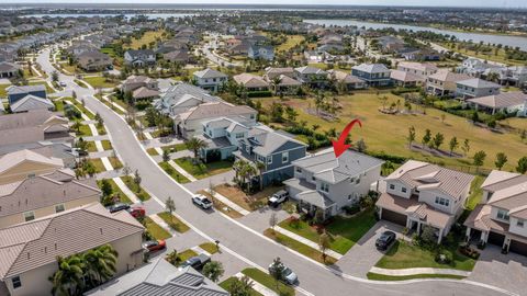 A home in Loxahatchee