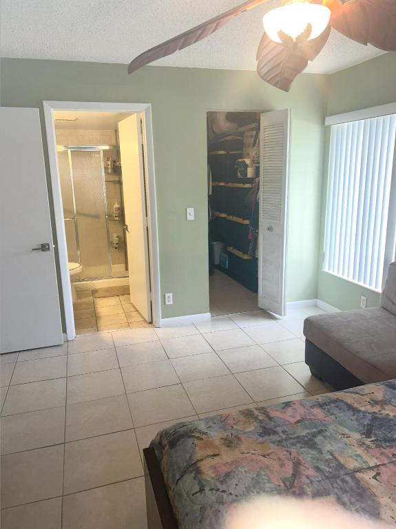 PINE RIDGE NORTH VILLAGE IV CONDO - Residential