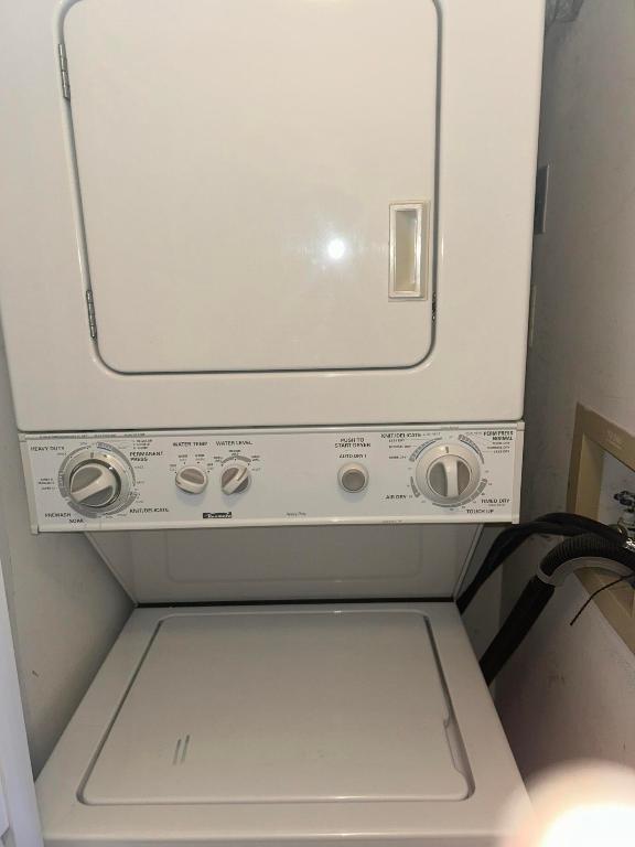 PINE RIDGE NORTH VILLAGE IV CONDO - Residential