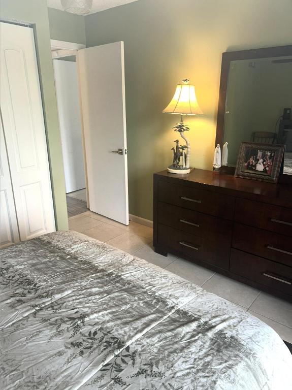 PINE RIDGE NORTH VILLAGE IV CONDO - Residential