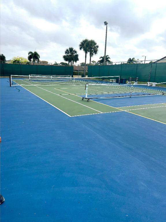 PINE RIDGE NORTH VILLAGE IV CONDO - Residential