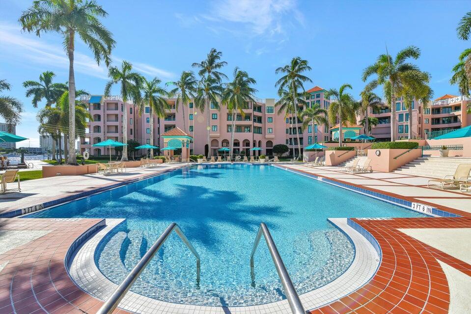 MIZNER COURT CONDO - Residential