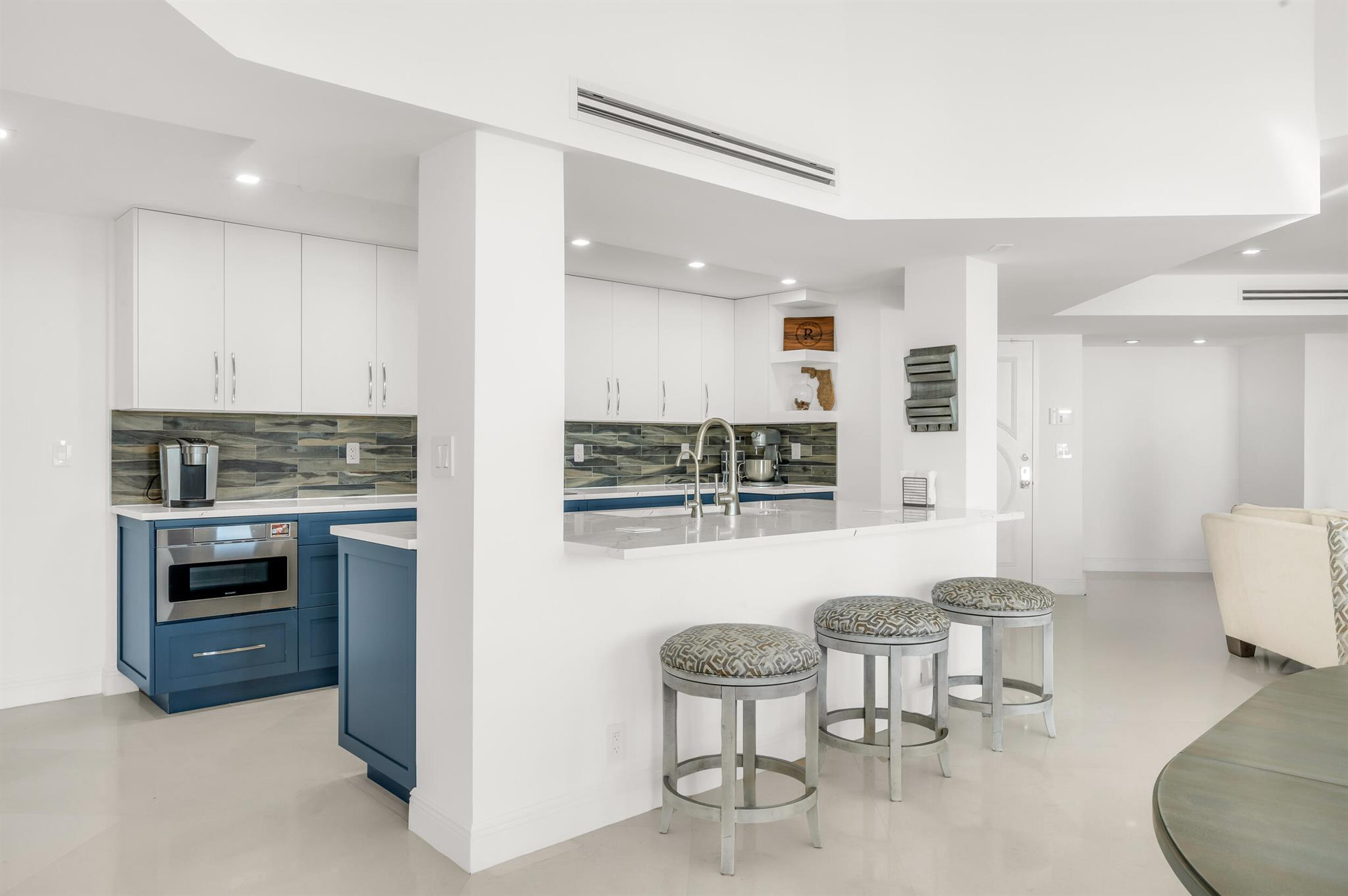 MIZNER COURT CONDO - Residential