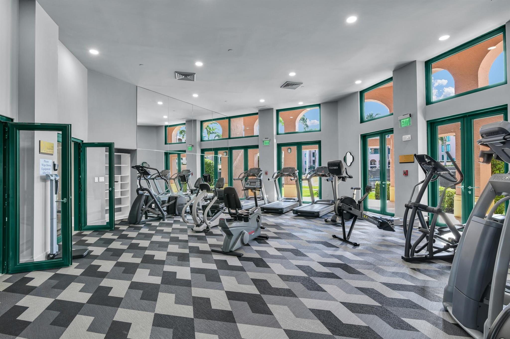 MIZNER COURT CONDO - Residential