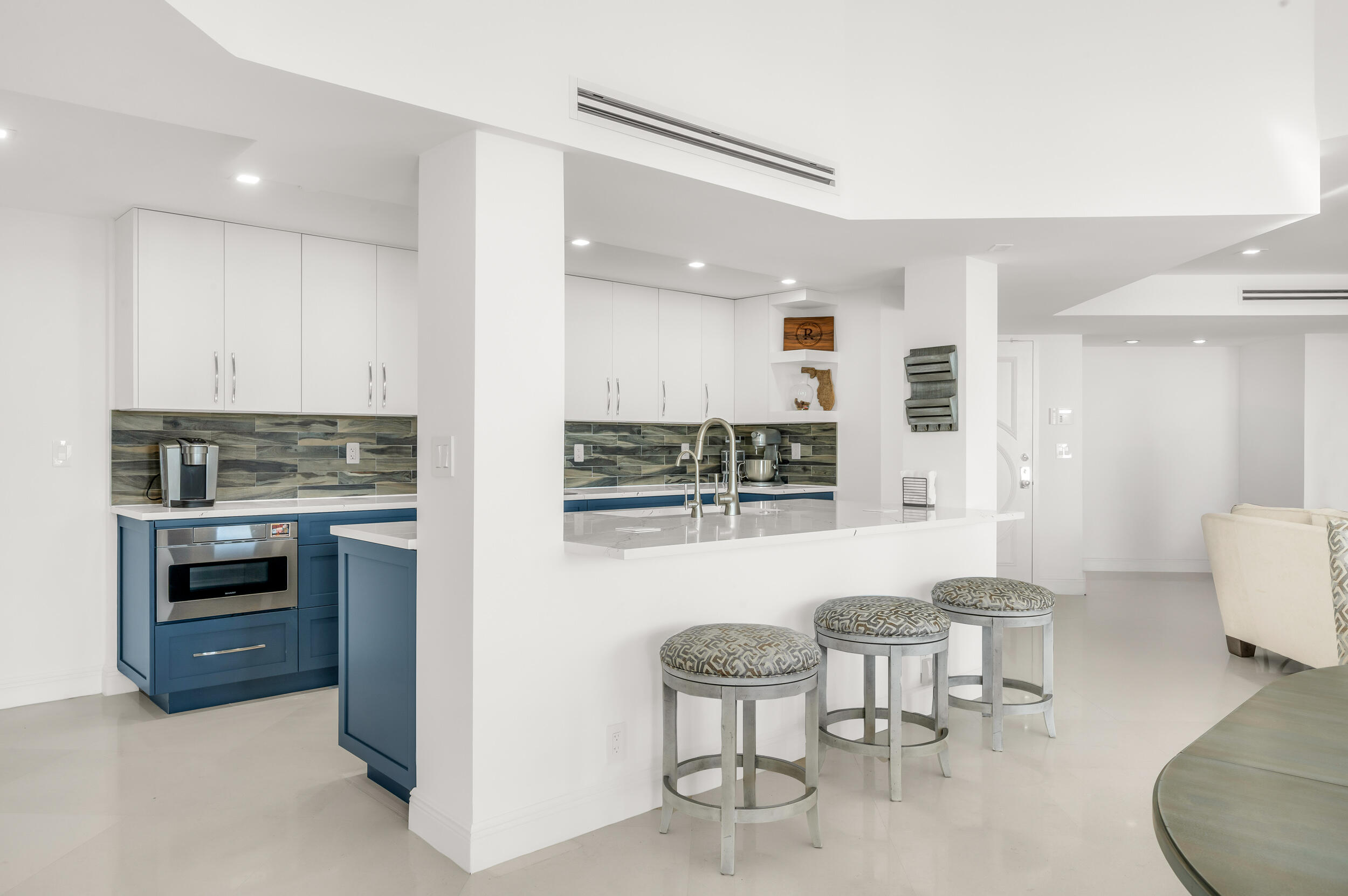 MIZNER COURT CONDO - Residential