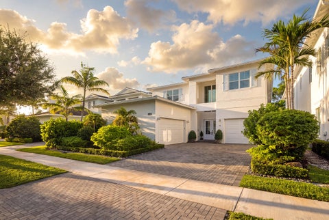 Photo of 1142 FAULKNER Terrace, Palm Beach Gardens, FL 33418 (MLS # B26082839)