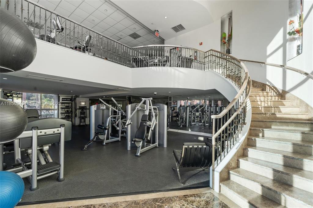 2100 N Ocean Boulevard 19A