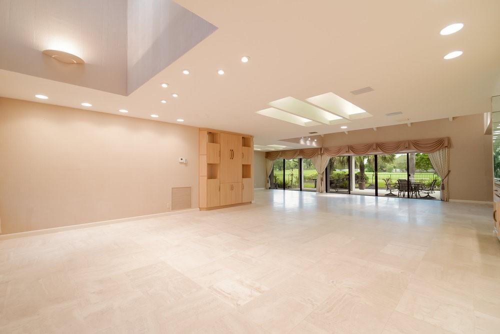 Del Aire Golf Club - Residential