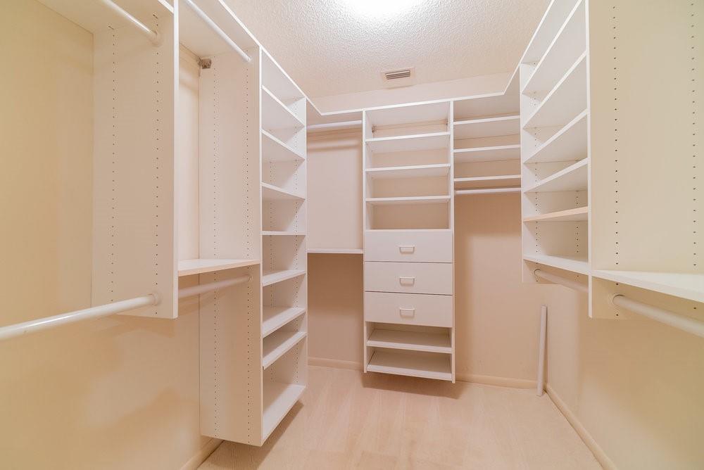 Del Aire Golf Club - Residential