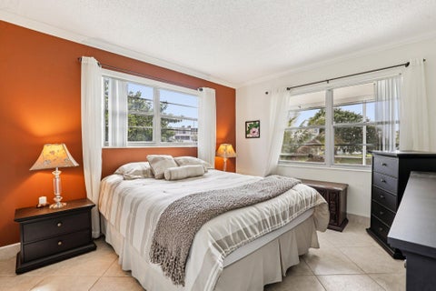 Tiny photo for 104 Oakridge #H, Deerfield Beach, FL 33442 (MLS # R11158135)