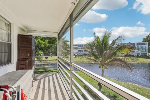Tiny photo for 104 Oakridge #H, Deerfield Beach, FL 33442 (MLS # R11158135)