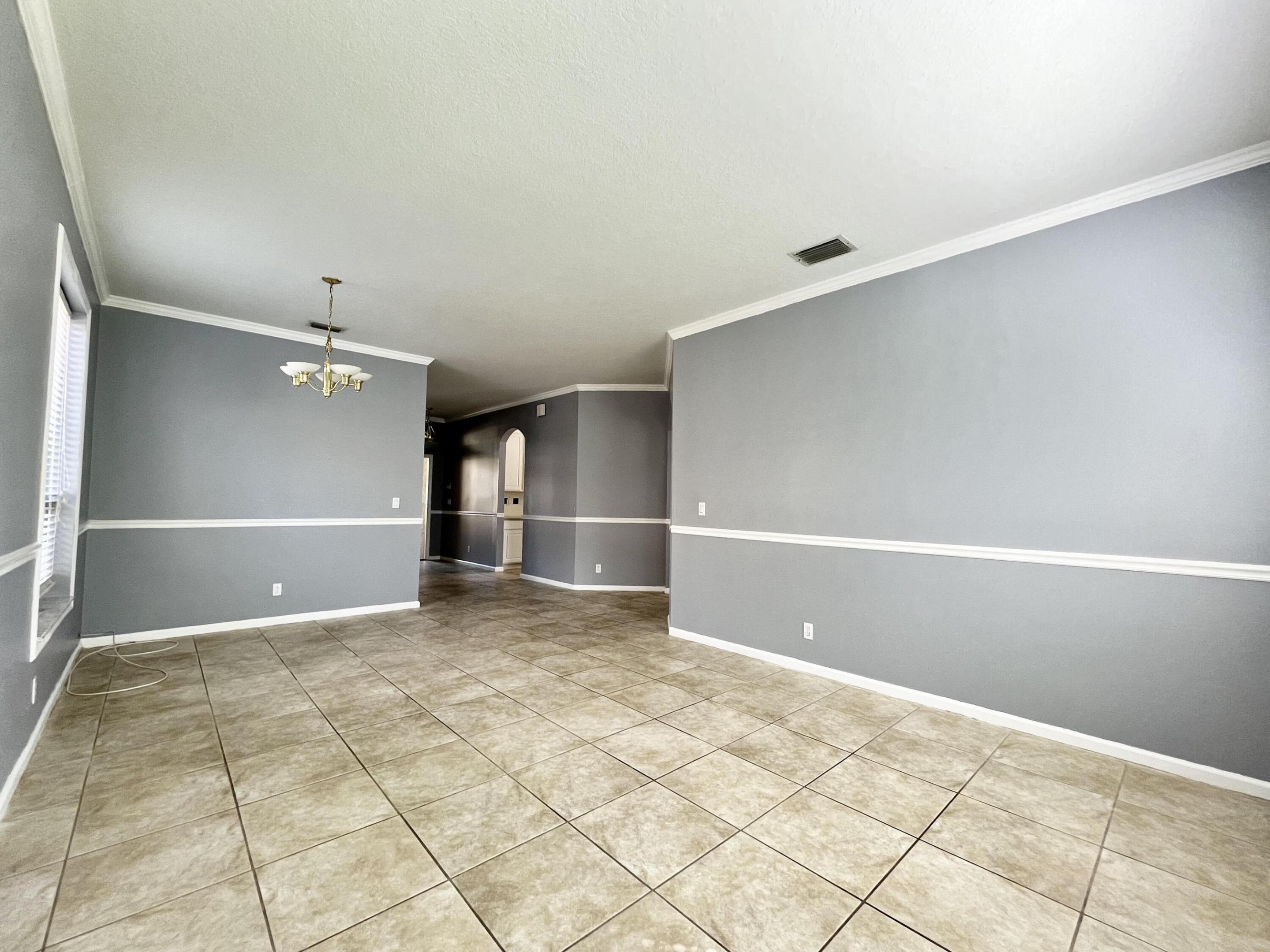 JENSEN BEACH COUNTRY CLUB - Residential