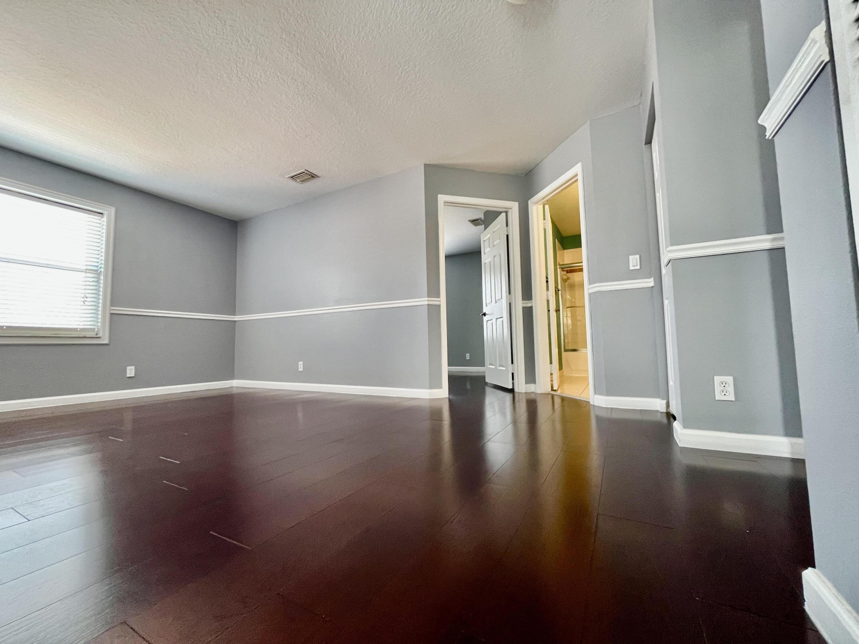 JENSEN BEACH COUNTRY CLUB - Residential