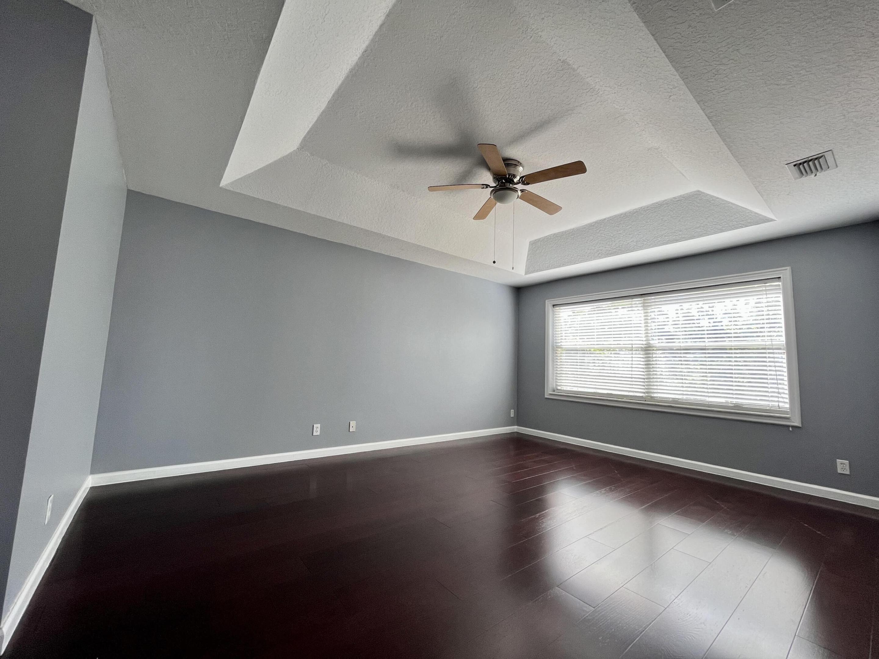 JENSEN BEACH COUNTRY CLUB - Residential