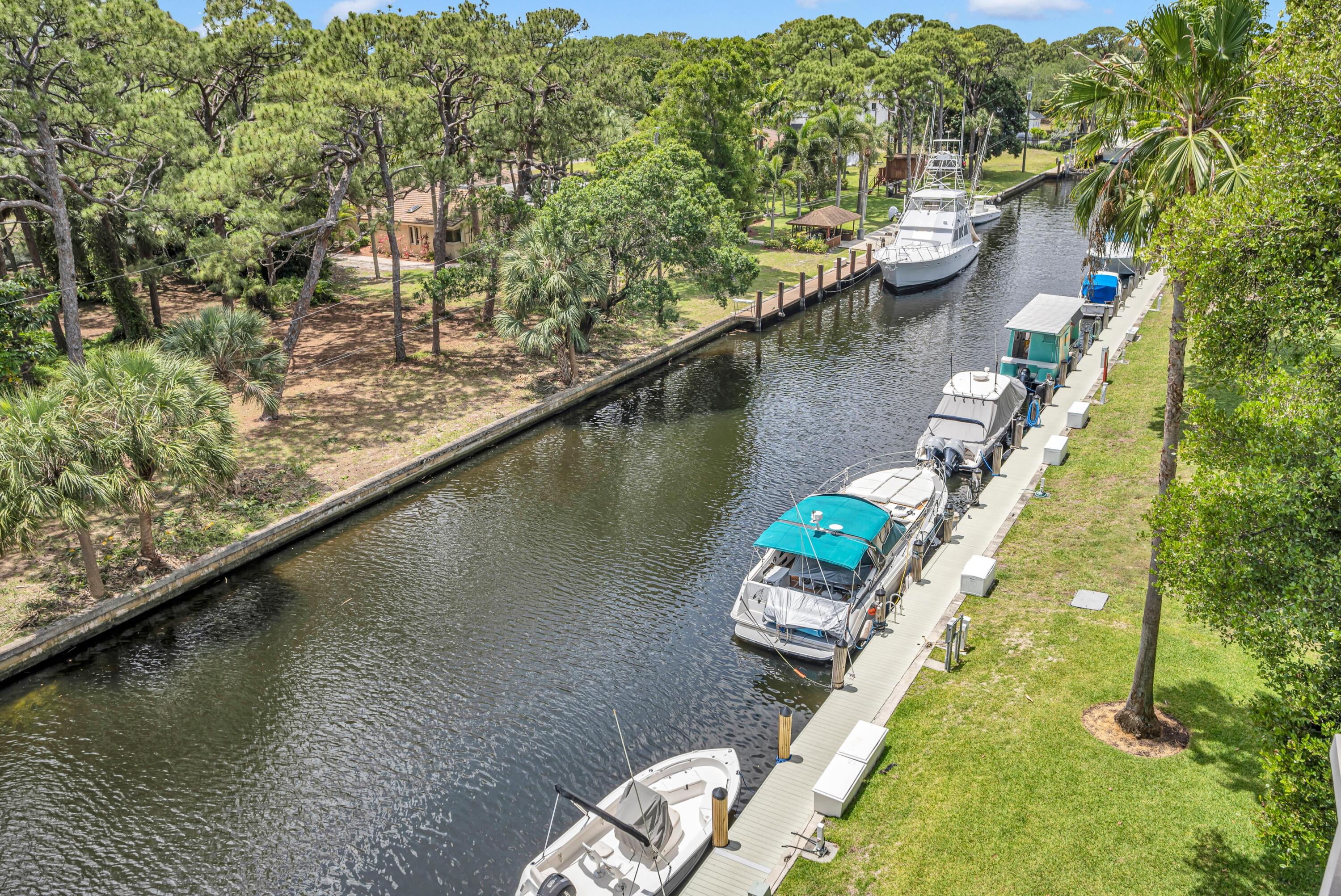 RIVER REACH CONDOMINIUM II - Residential