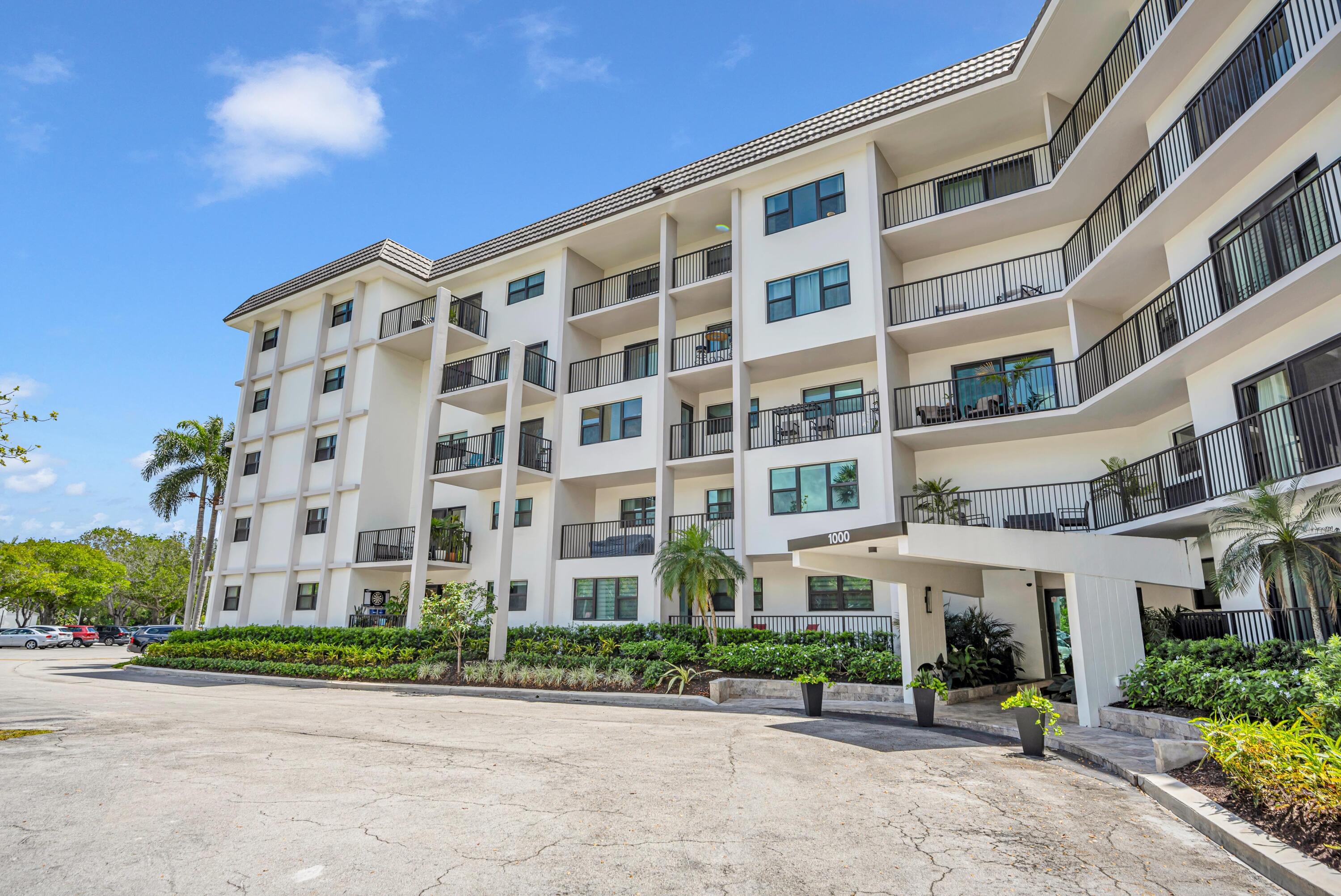 RIVER REACH CONDOMINIUM II - Residential