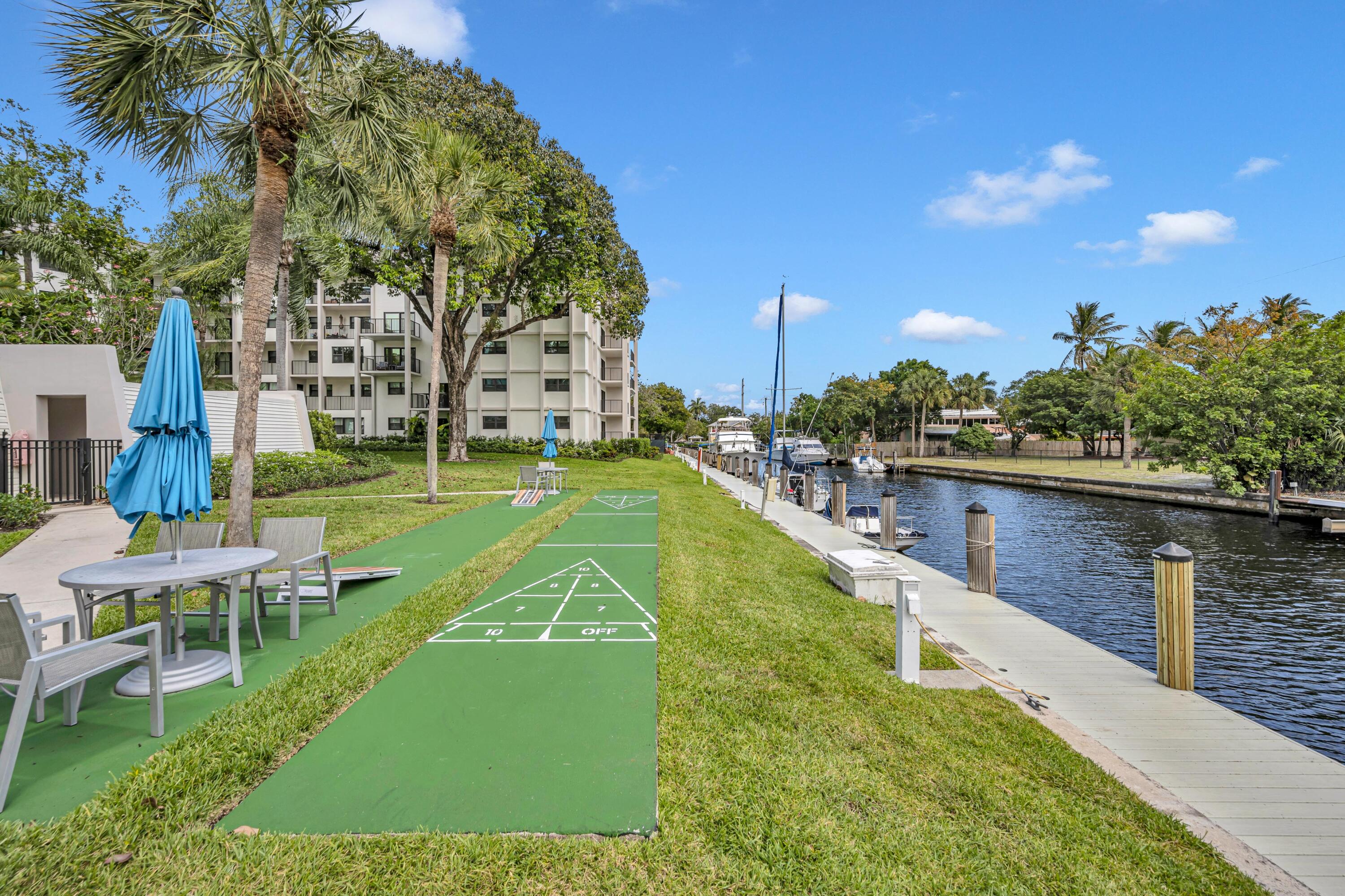 RIVER REACH CONDOMINIUM II - Residential