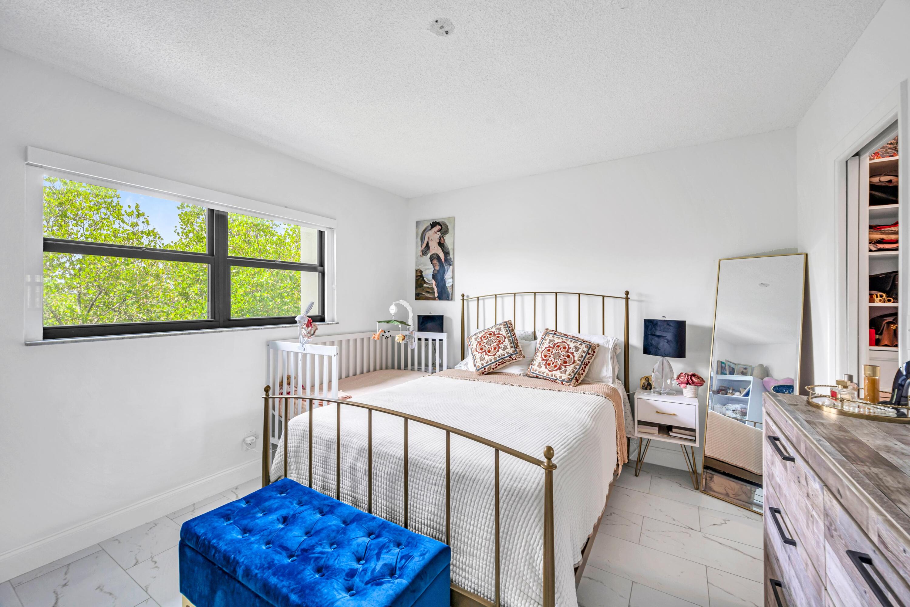 RIVER REACH CONDOMINIUM II - Residential