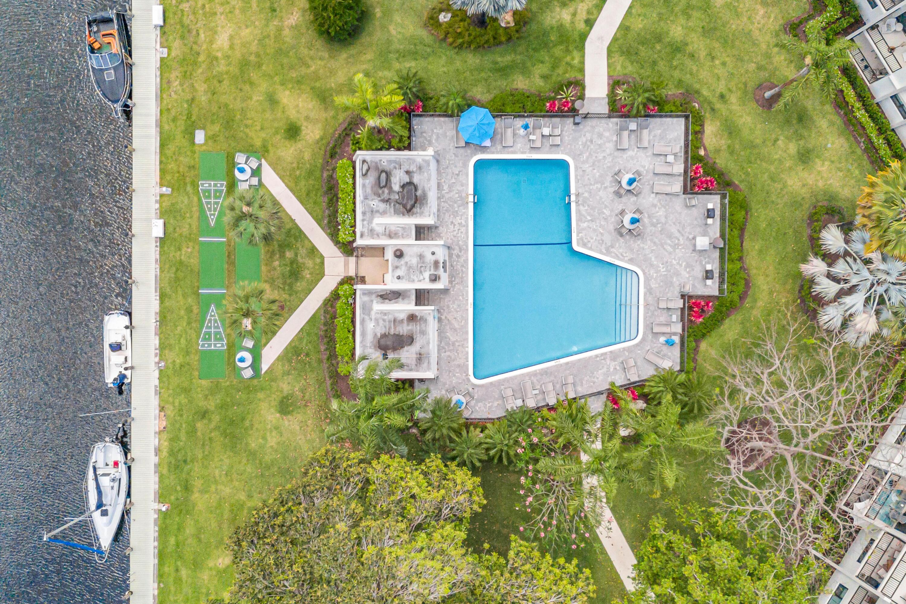 RIVER REACH CONDOMINIUM II - Residential