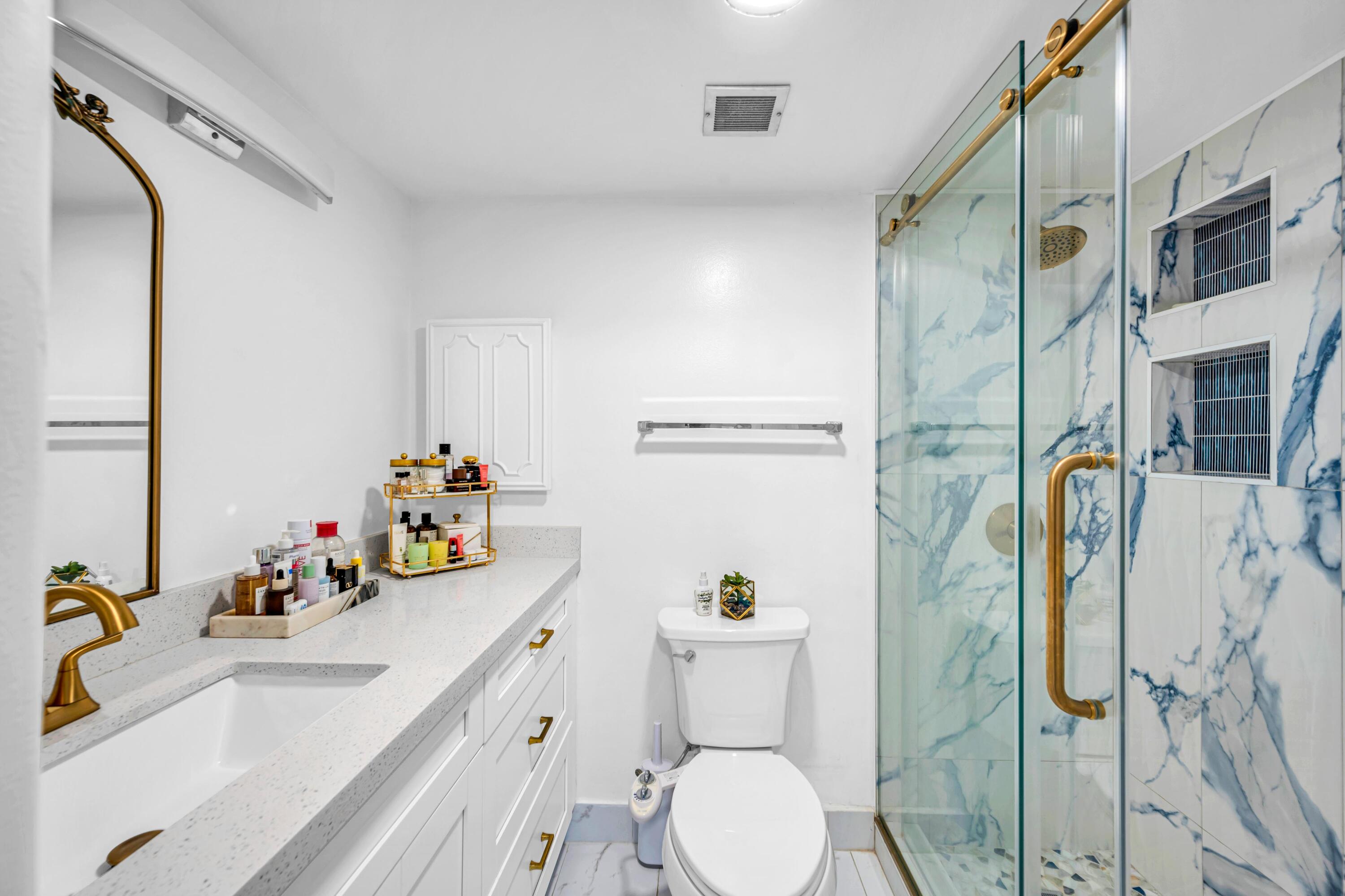 RIVER REACH CONDOMINIUM II - Residential