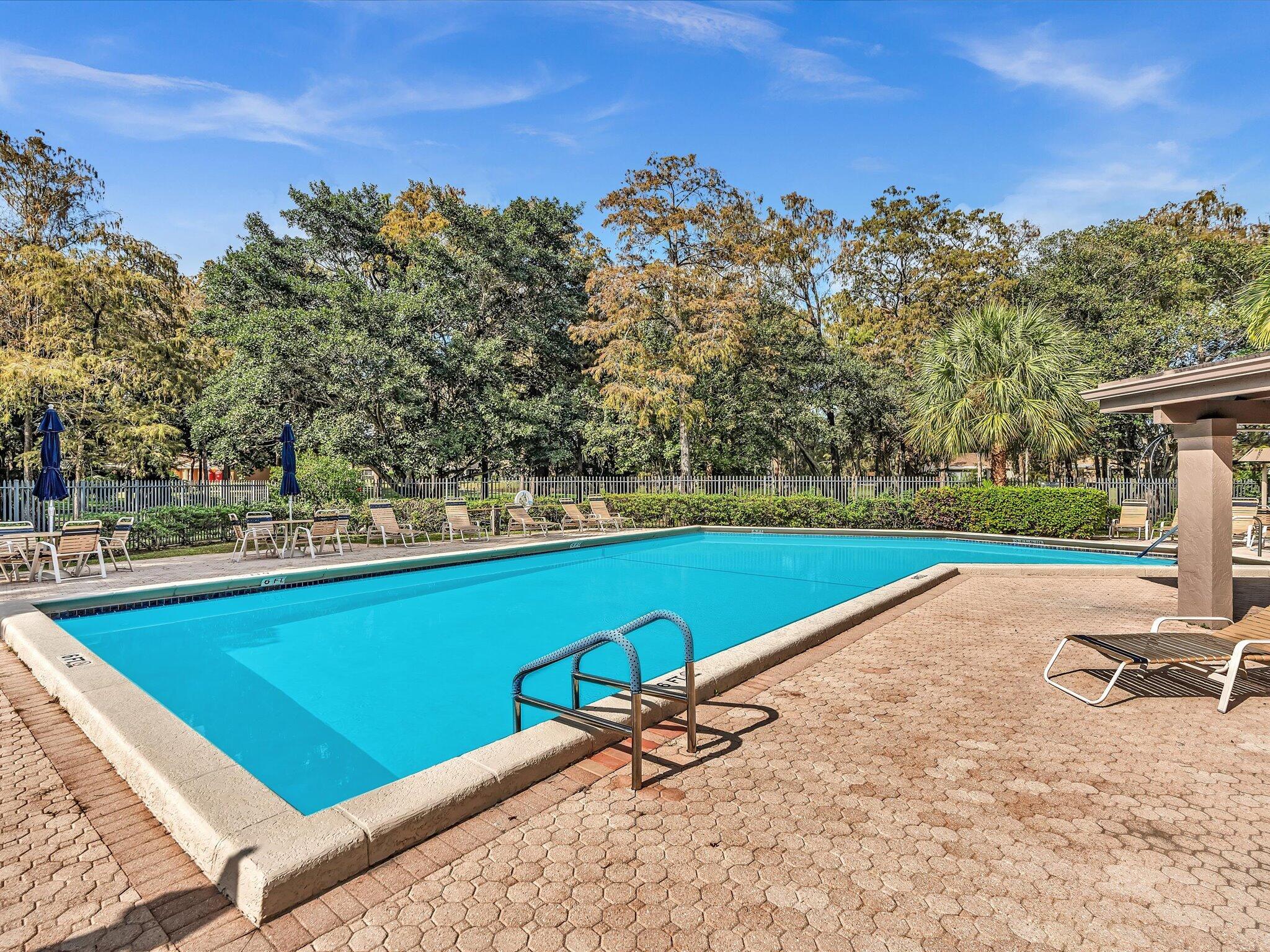 POND APPLE PLACE II CONDO - Residential