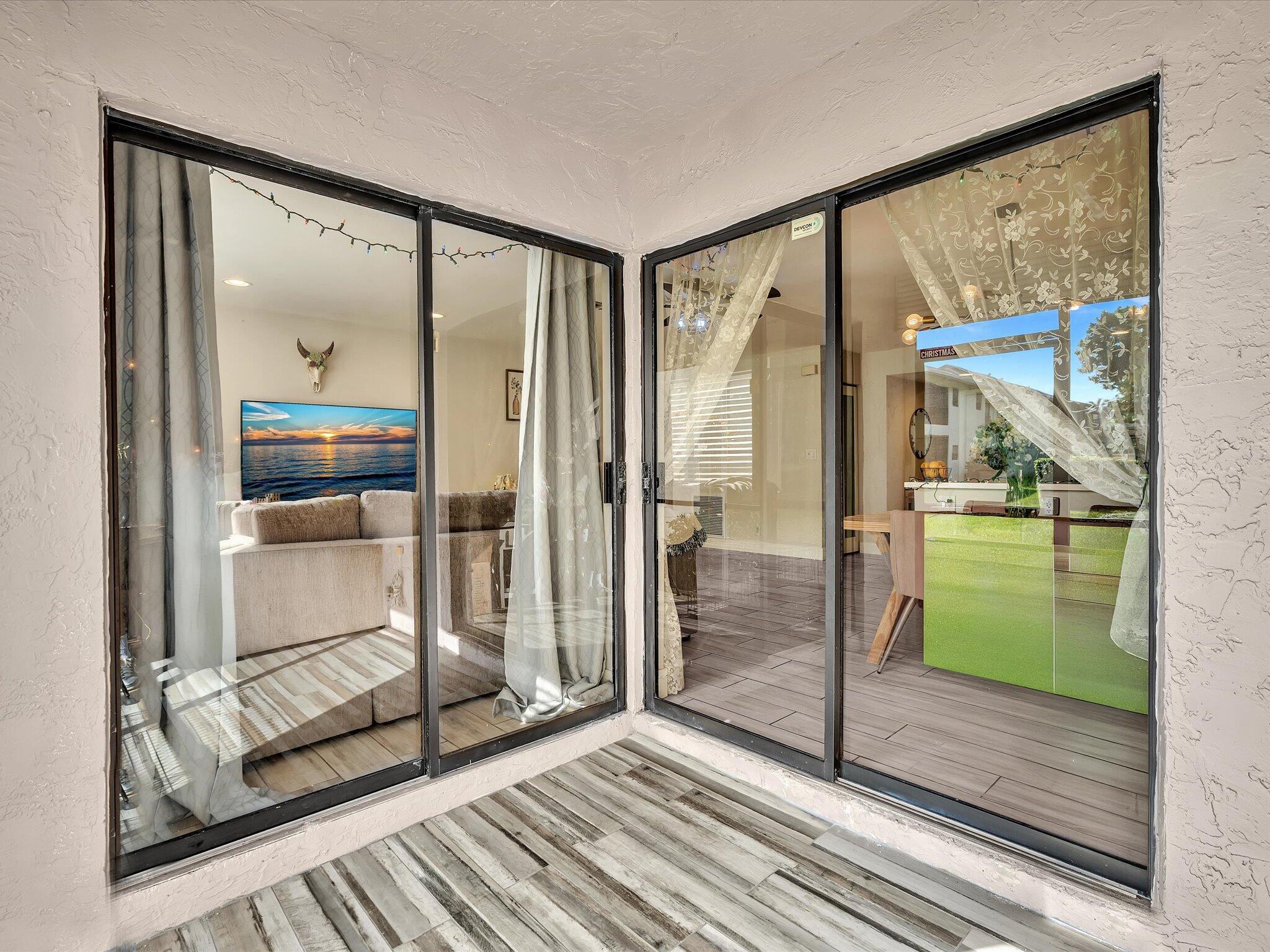 POND APPLE PLACE II CONDO - Residential