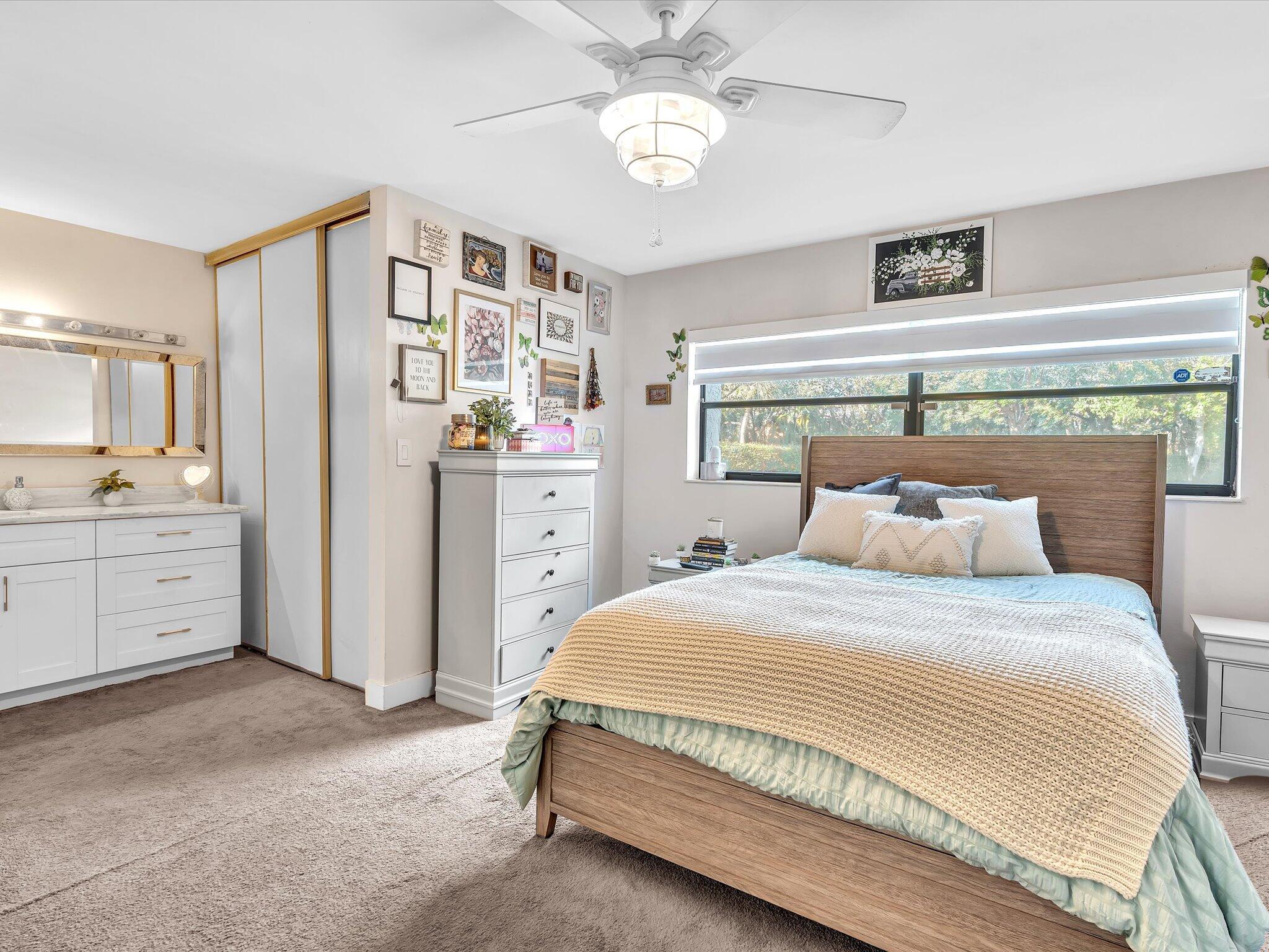 POND APPLE PLACE II CONDO - Residential