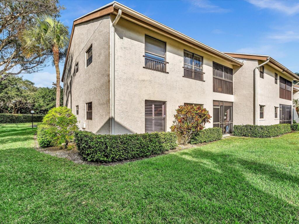 POND APPLE PLACE II CONDO - Residential