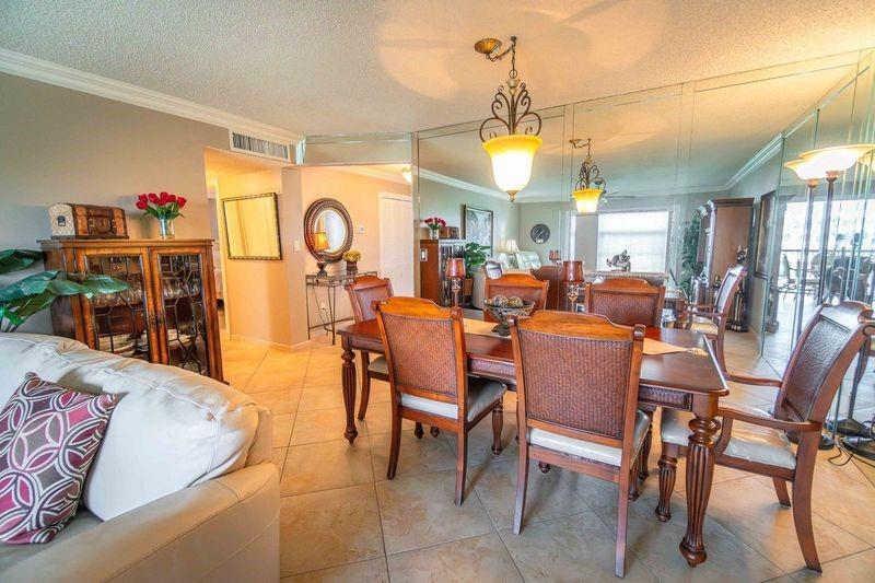 Meadowbrook Lakes - Residential