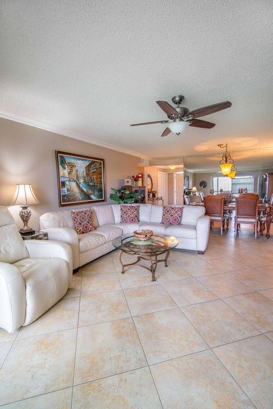 Meadowbrook Lakes - Residential