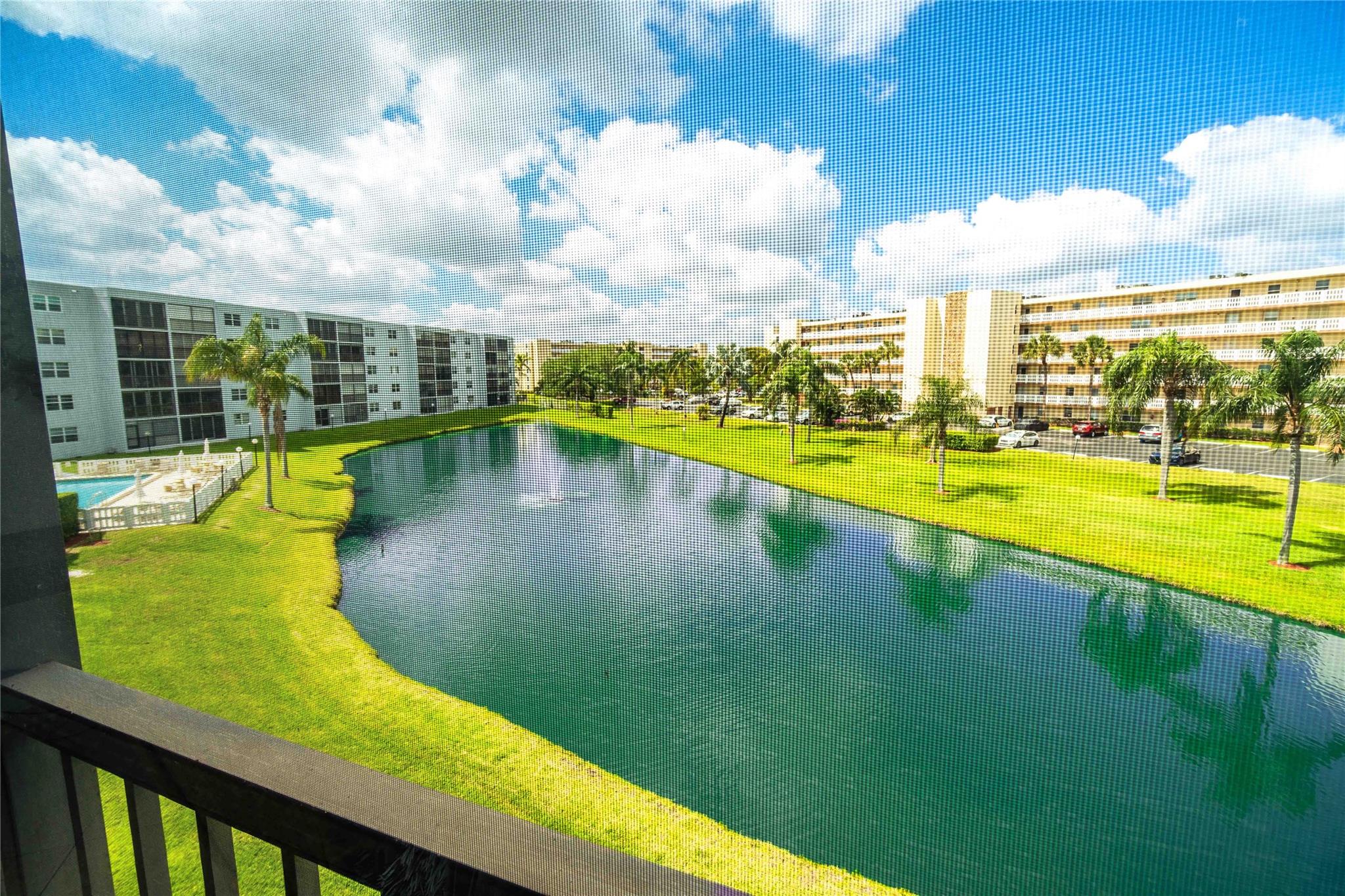 Meadowbrook Lakes - Residential