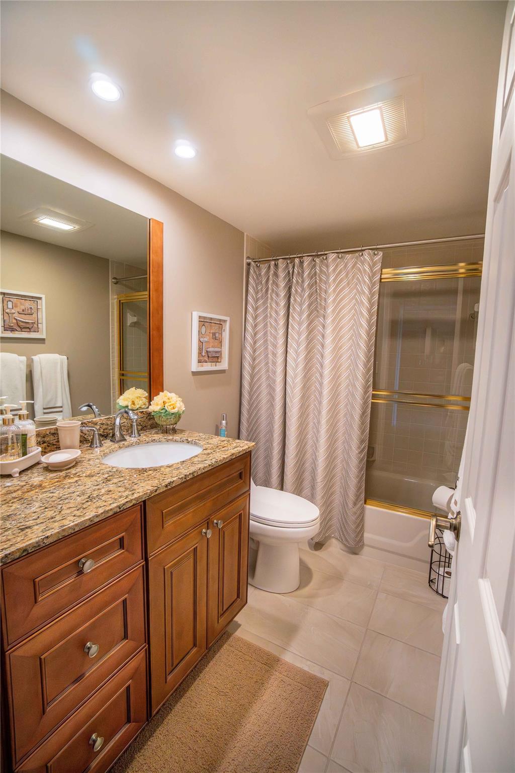 Meadowbrook Lakes - Residential