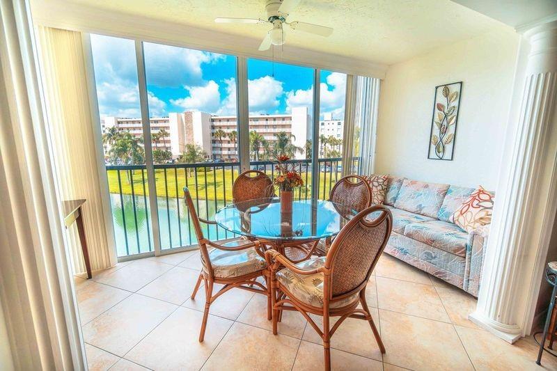 Meadowbrook Lakes - Residential