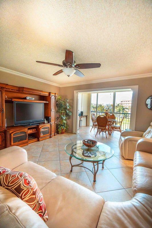 Meadowbrook Lakes - Residential