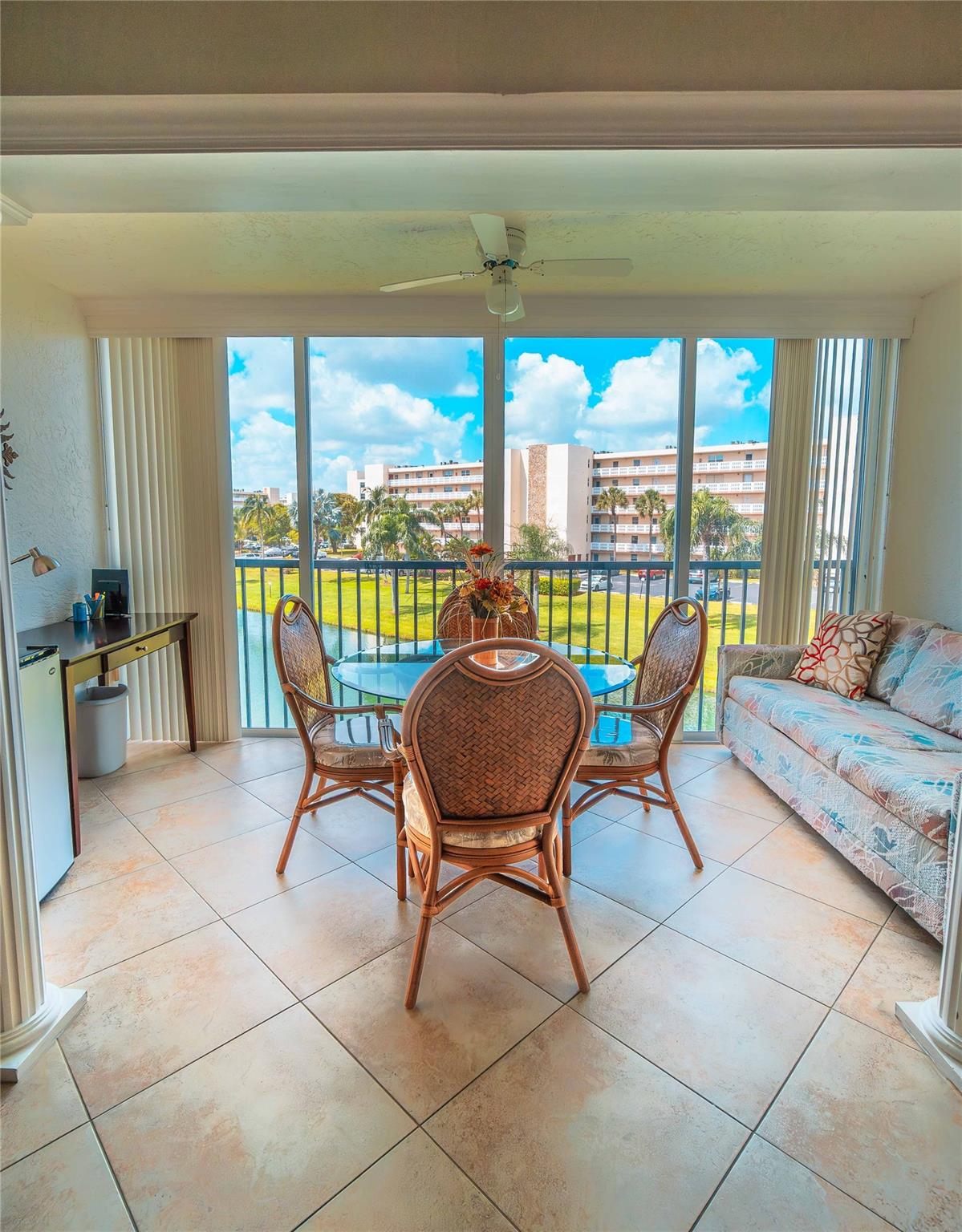 Meadowbrook Lakes - Residential