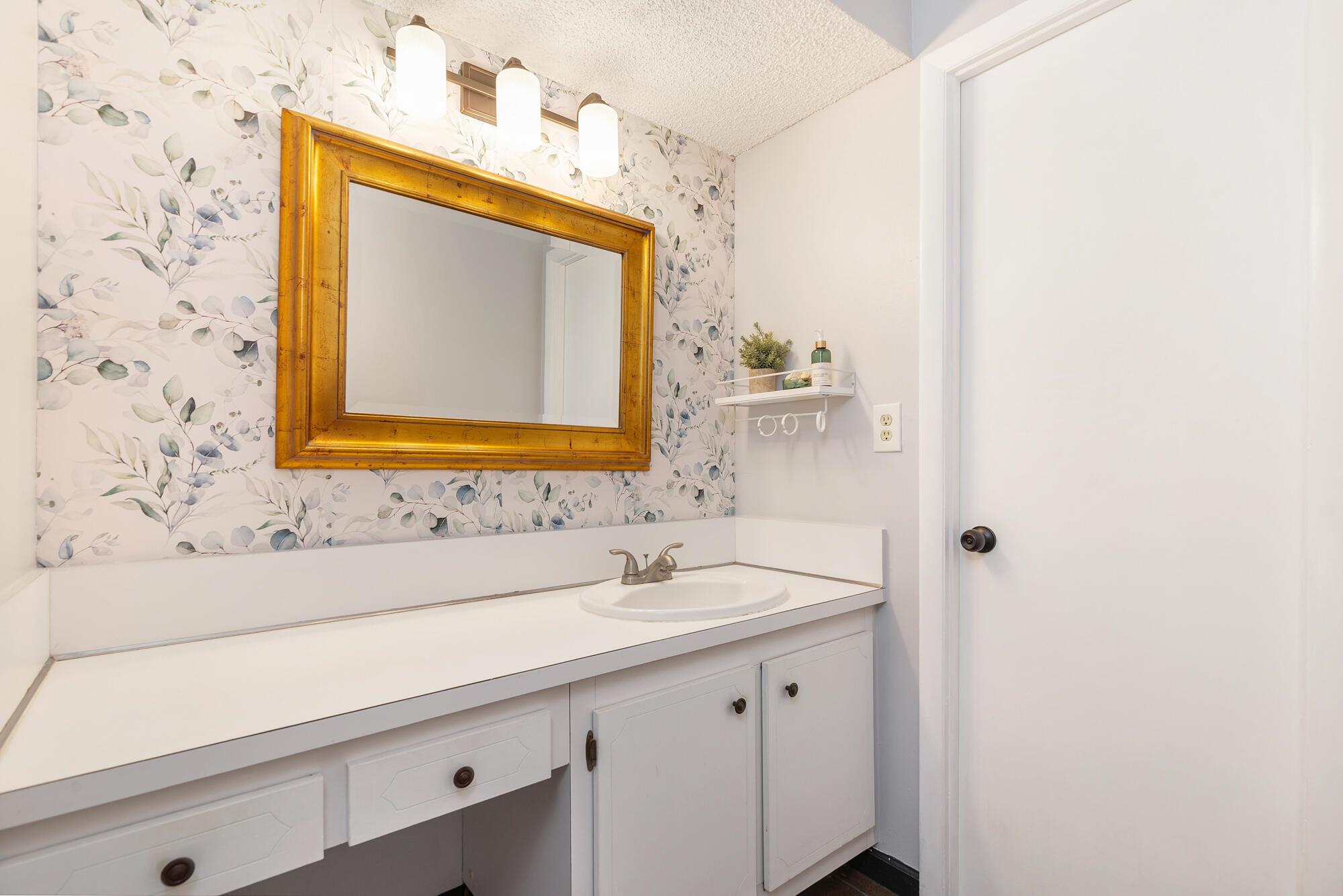 3540 S Ocean Boulevard 915