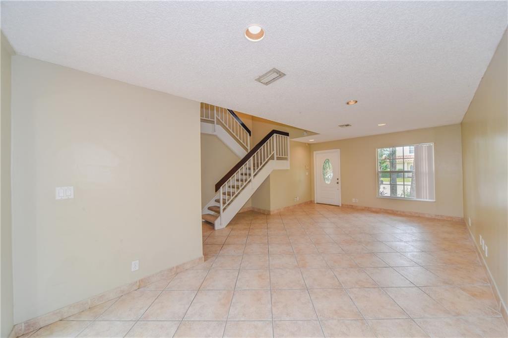 Ramblewood South 78-19 B - Residential