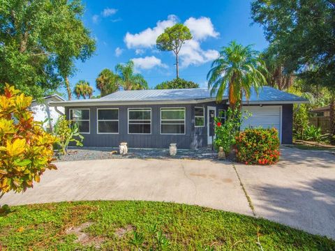 6236 4th Street Vero Beach FL 32968