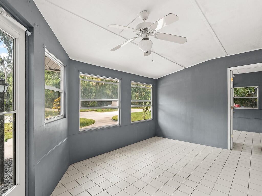 PINE TREE PARK - Residential