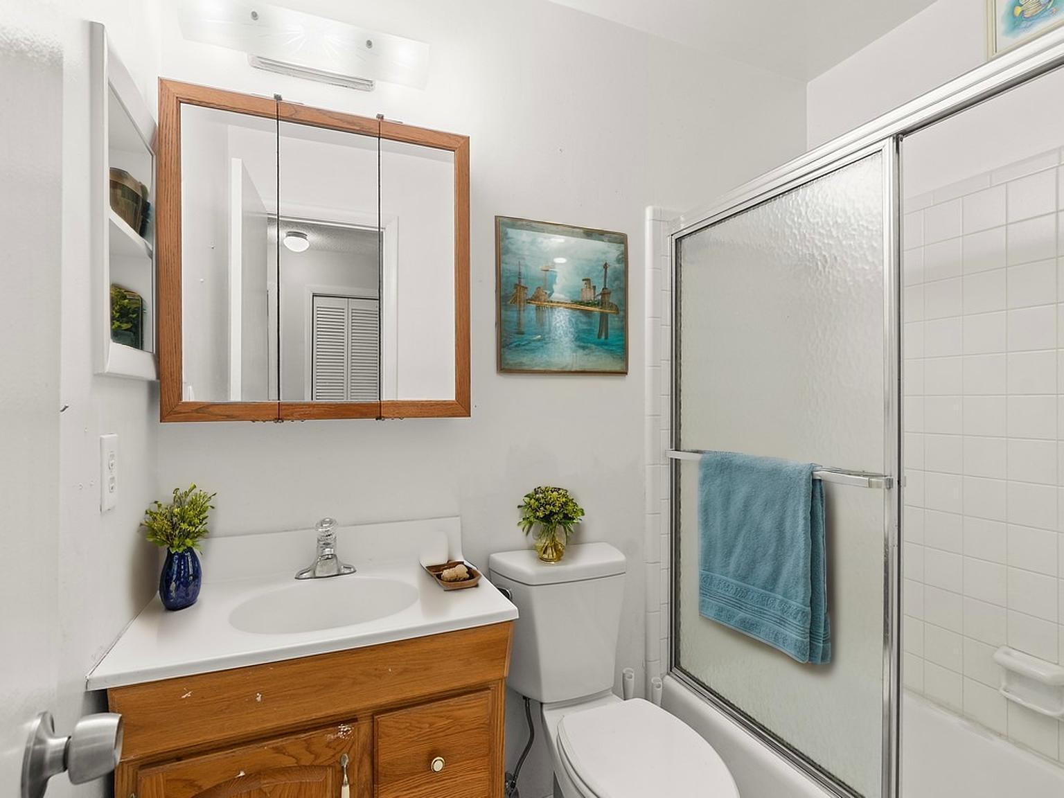 PINE TREE PARK - Residential