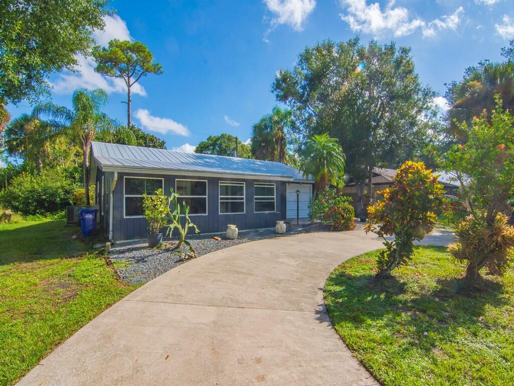 PINE TREE PARK - Residential